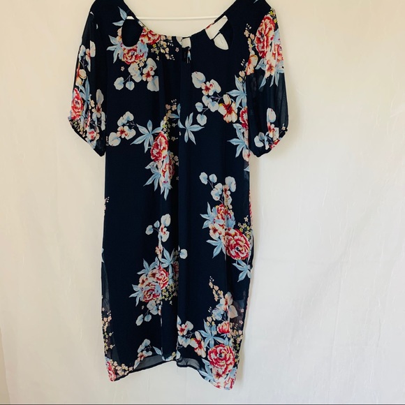 New York & Company Dresses & Skirts - NY&CO Navy floral dress size XL